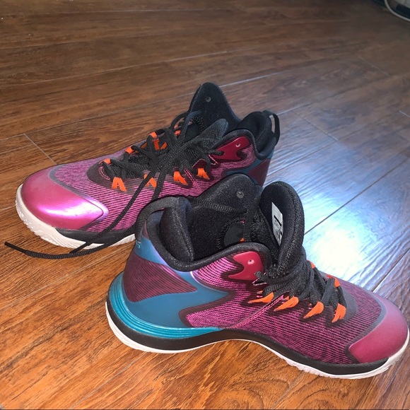 modells basketball sneakers